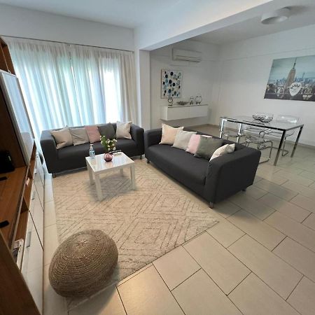 Amazing 2-Bedroom Apartment With Pool!! Λεμεσός Εξωτερικό φωτογραφία
