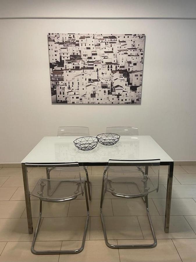 Amazing 2-Bedroom Apartment With Pool!! Λεμεσός Εξωτερικό φωτογραφία